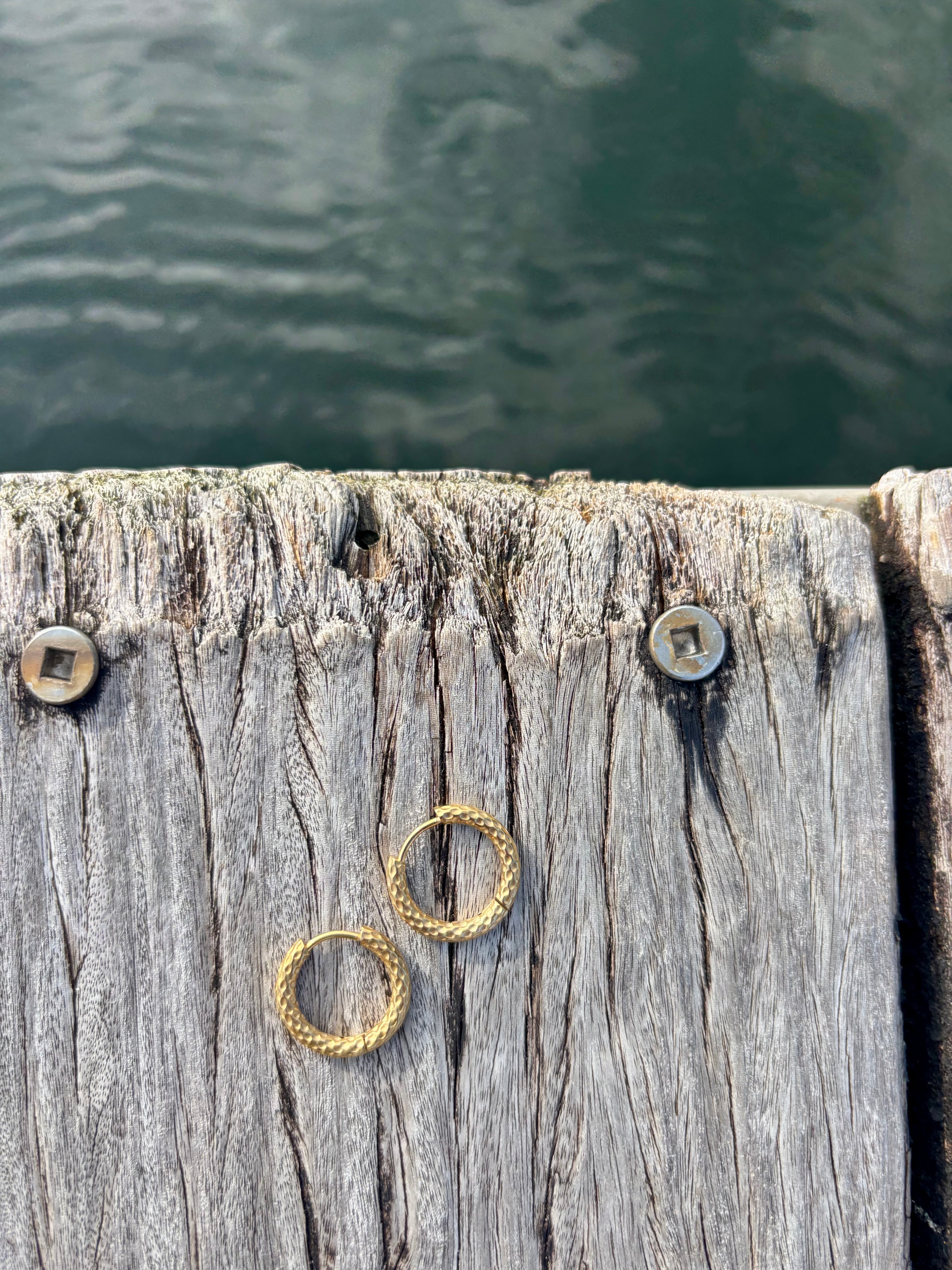 18K gold hoop earrings
