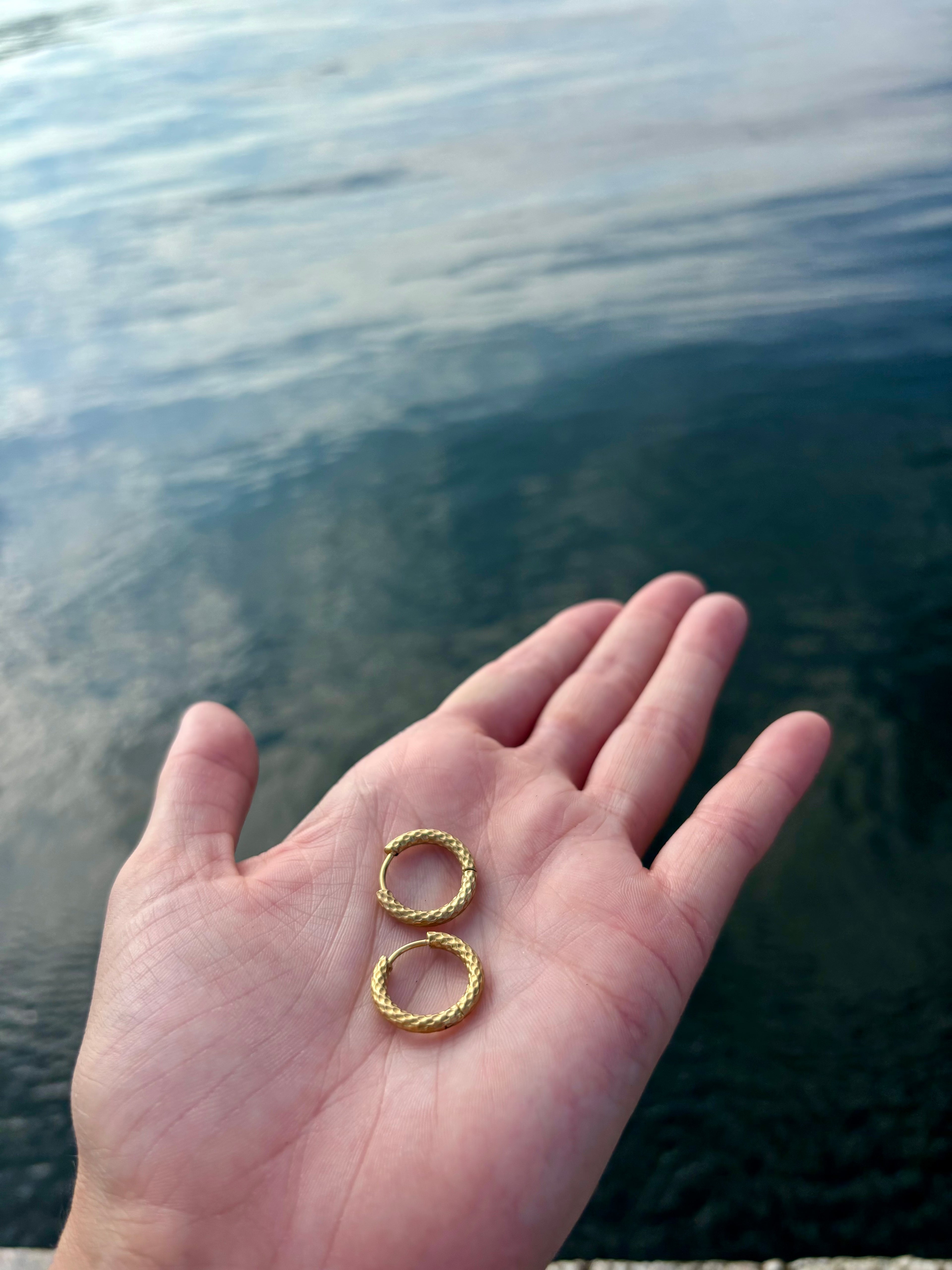 18K gold hoop earrings
