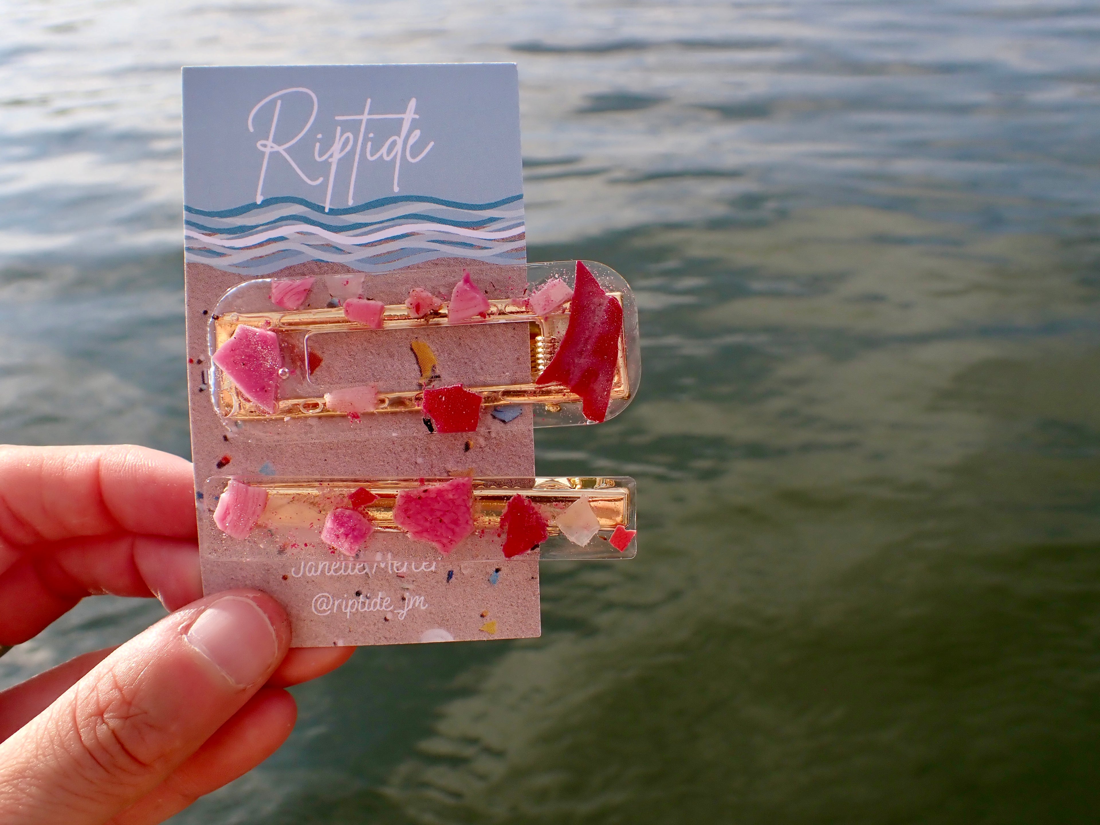 pink microplastic barrette
